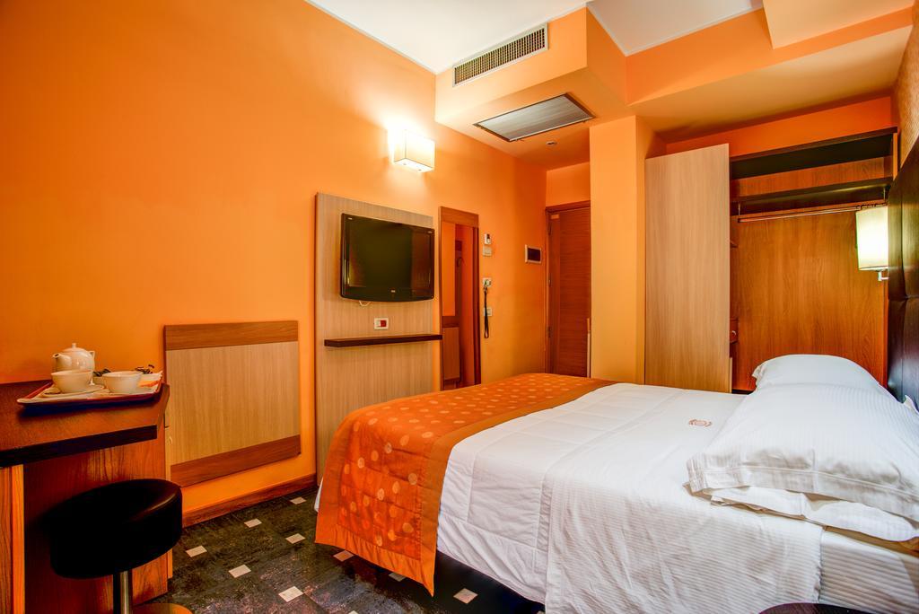 Hotel Genty ริมินี ภายนอก รูปภาพ